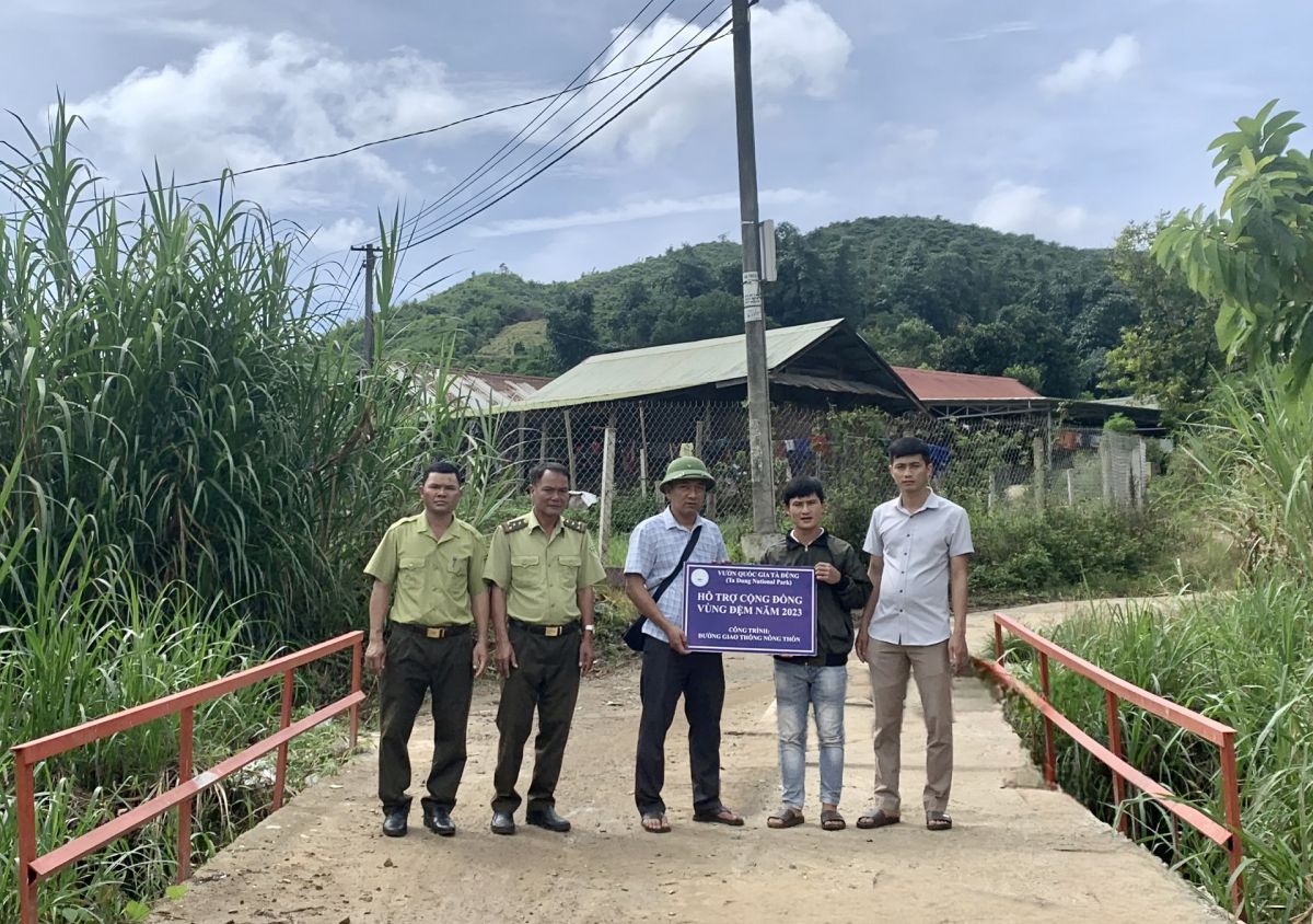 Vườn quốc gia Tà Đùng thực hiện chương trình hỗ trợ cộng đồng vùng đệm
