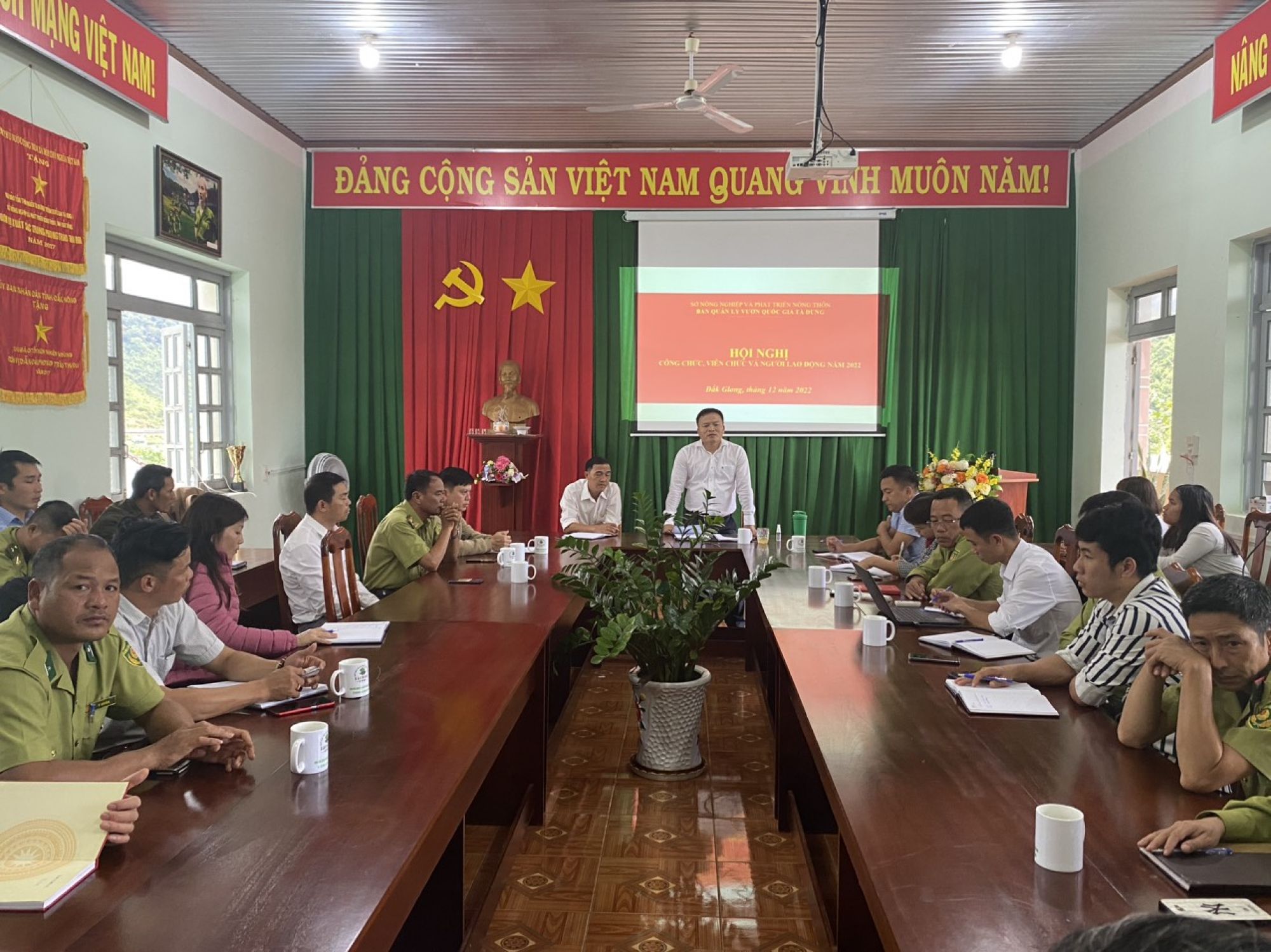 HỘI NGHỊ CÔNG CHỨC, VIÊN CHỨC VÀ NGƯỜI LAO ĐỘNG NĂM 2022